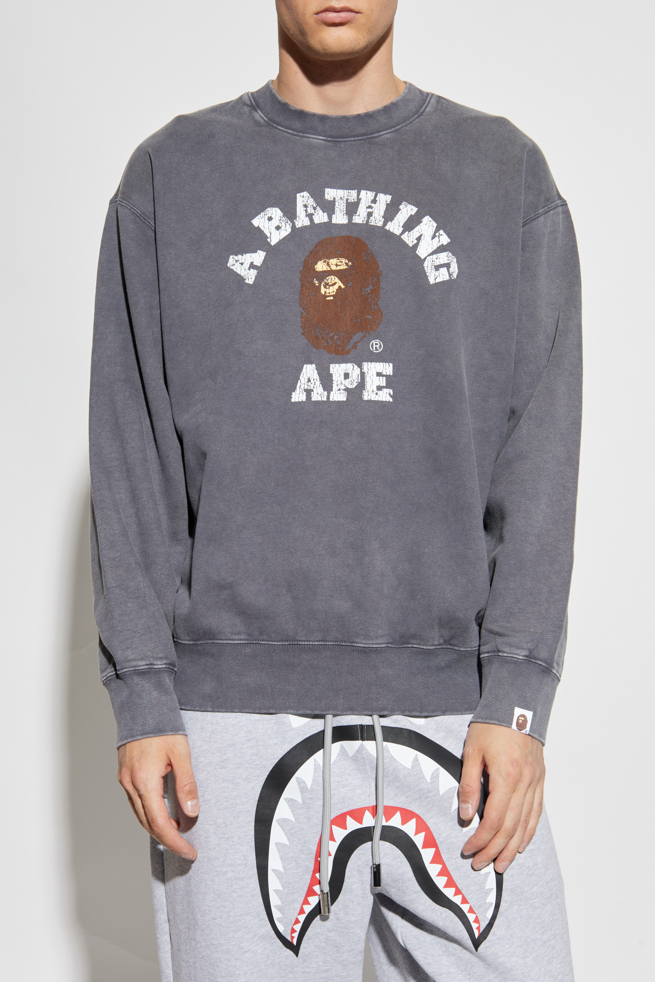 A BATHING APE ロゴ ニット　グレー A BATHING APE ロゴ ニット グレー - メルカリ
